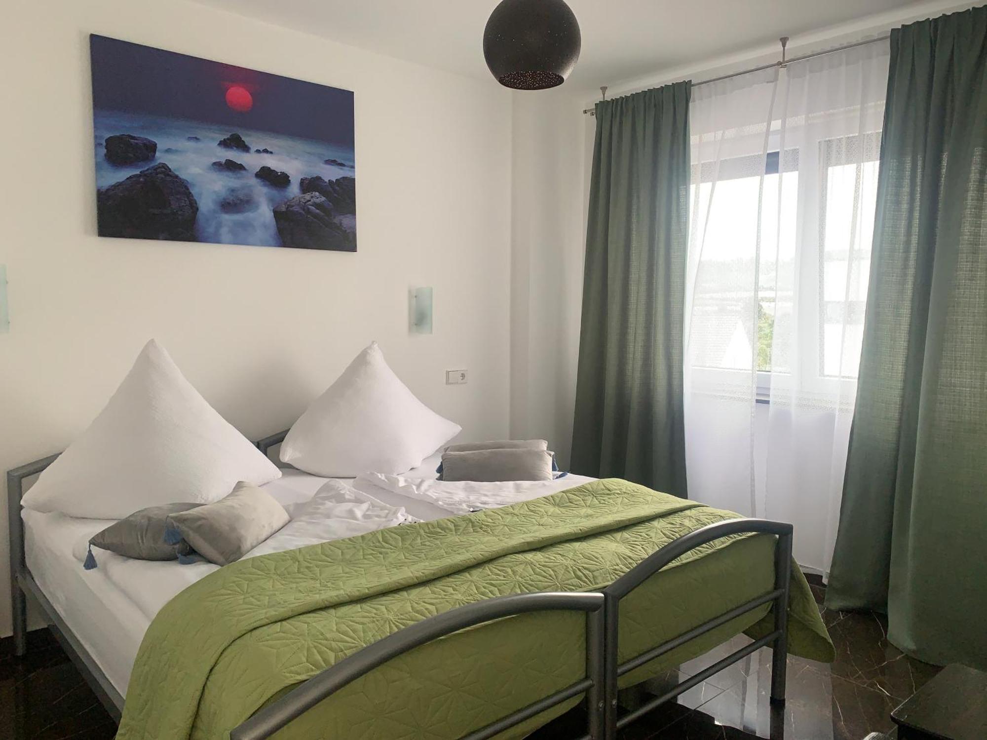 Ferienwohnung-Weinstadt Ngoại thất bức ảnh