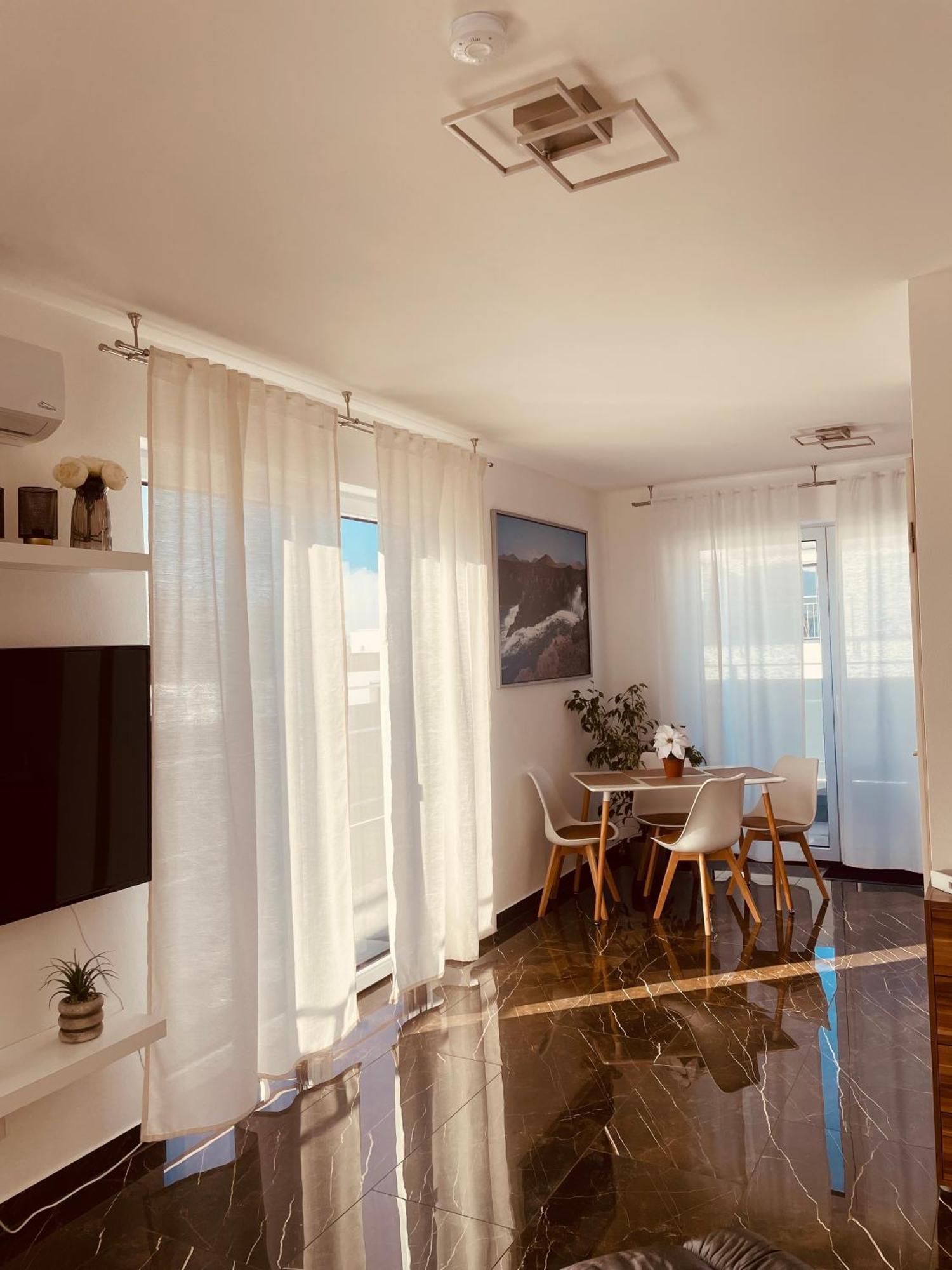 Ferienwohnung-Weinstadt Ngoại thất bức ảnh